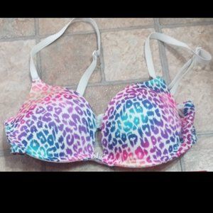 34b pink vs bra push up